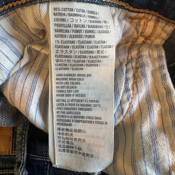 Abercrombie & Fitch Perfect Stretch, Low Rise Distressed Cropped Jeans Size 28 - Picture 12 of 12